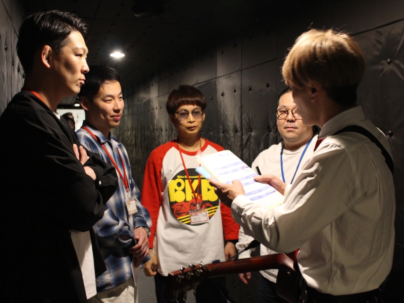 “介護×よしもと芸人×没入型謎解き”の新感覚イベント開催! バイク川崎バイクとネルソンズが体験「芸人のアドリブ感はレベルが違う」