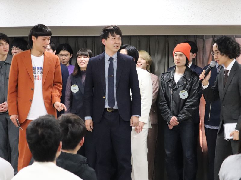 バッテリィズが「よしもとアカデミー」現役生のネタバトルで審査員に! エース「みんなの本ネタが見たくなった」