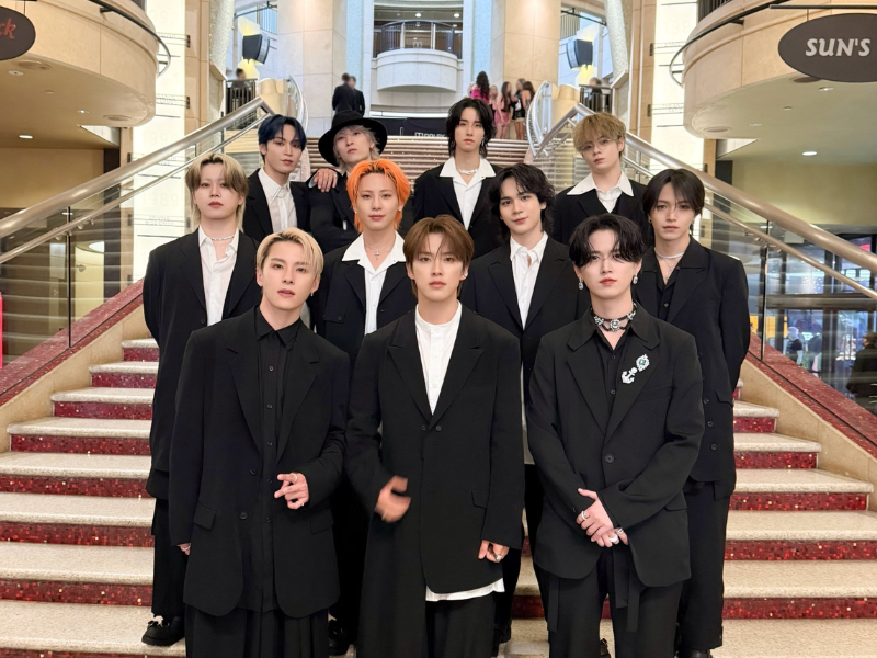 日本アーティスト初! JO1が『iHeartRadio Music Awards 2025』のレッドカーペットに登場!