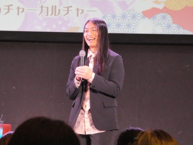 “当たりすぎる”占い師Love Me Doが初ファンクラブイベントで宣言「今後も自分を超える占い師は出てきません!」