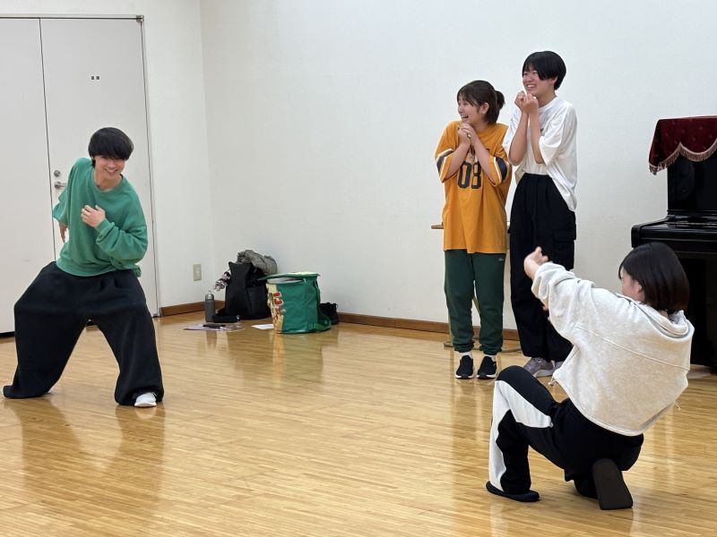 吉本興業“放課後クラブ”で「よしもと演技・俳優クラブ」スタート! プロの指導で子どもたちが真剣チャレンジ!!