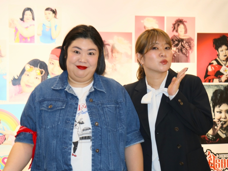 サイバー系、パンク系、アイドル系…紅しょうが初のポップアップストアで“成りきり”グッズ! 「生写真が売れ残ったら…」