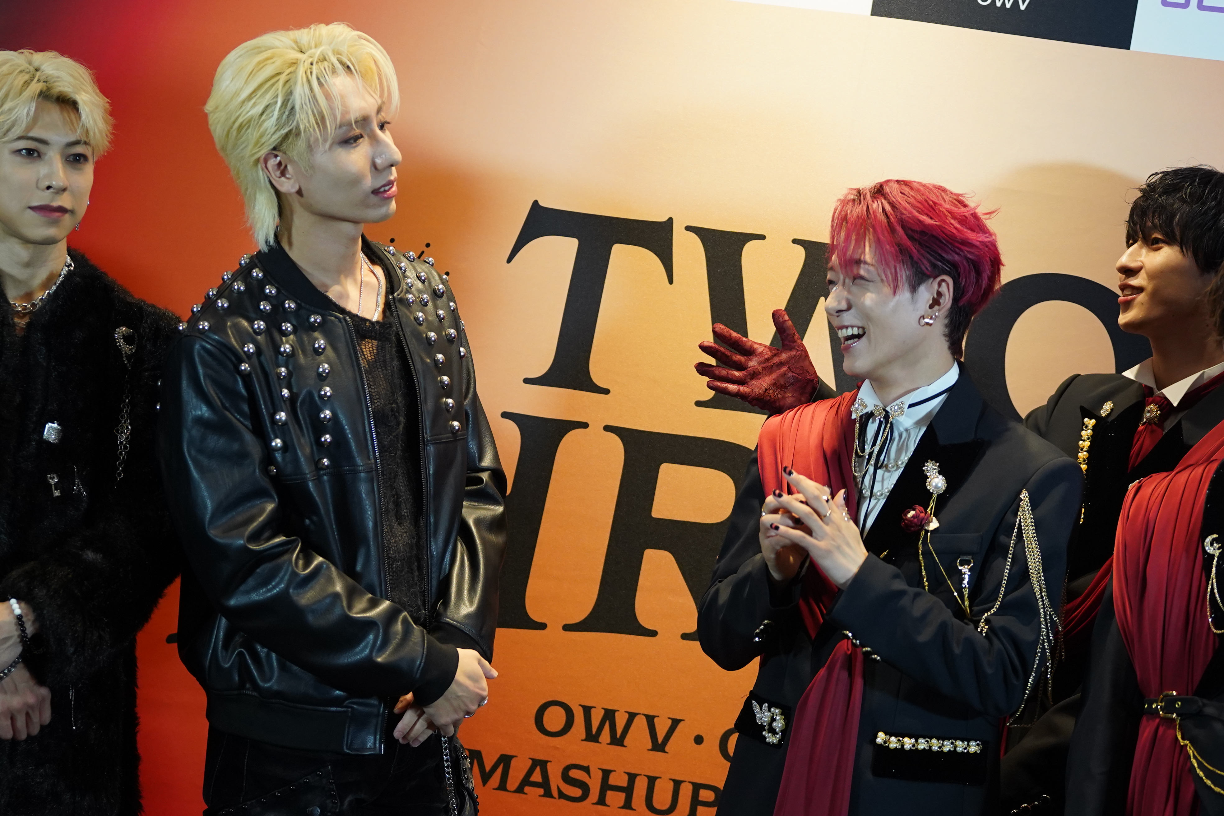 ©吉本興業