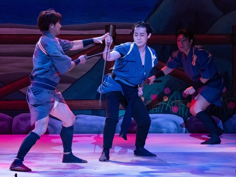 “盲目の漫談家”濱田祐太郎が新喜劇＆殺陣に初挑戦! 斬ってボケての大活躍に辻本茂雄も脱帽「腕あるな」