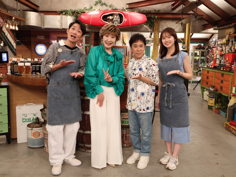 『おかべろ』DJ・超ミニスカギャルからバーチャル世界・巨大ロボまであらゆる姿に進化しまくる小林幸子が登場!