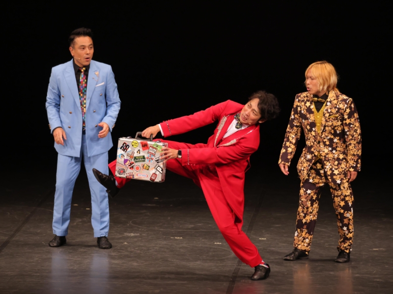 大トリはノンスタ石田の新作ステージ! 笑いとサーカスの新感覚ショーに「海外にも持っていけるよう進化させたい」【OSAKA COMEDY FESTIVAL 2025】