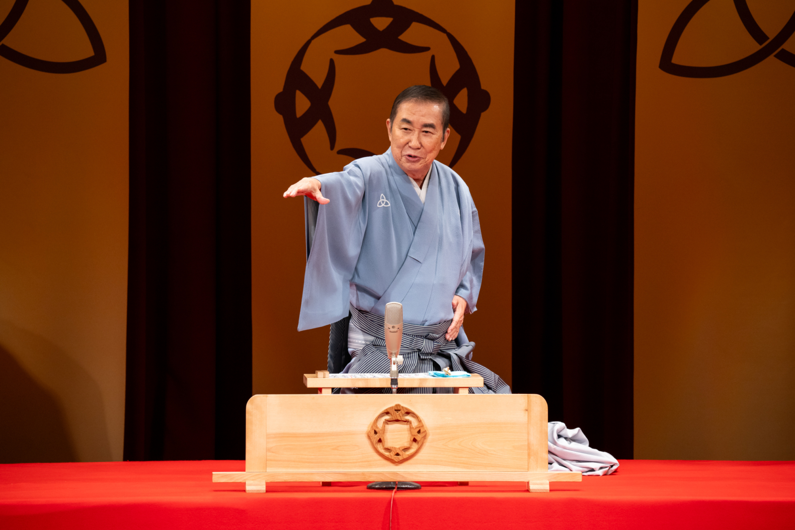「浪速区のために一生懸命作りました」桂文枝が“将棋”にちなんだ創作落語を披露! 大阪24区を回る「参地直笑祭」もいよいよゴール間近 ...
