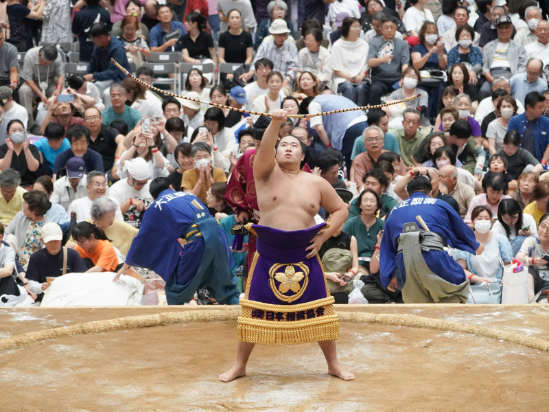 『大相撲牛久場所』に観客興奮! 大声援を浴びた横綱・大の里「力に変えられるように頑張りたい」
