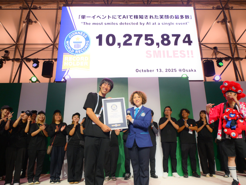 万博「よしもとwaraii myraii館」 184日間で集めた笑顔の検知数が1000万突破 ギネス世界記録に認定!