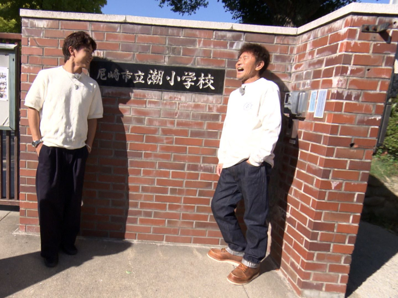 『ごぶごぶ』浜ちゃんが母校の小学校に凱旋! 浜田雅功による校歌斉唱×Shigekix ダンスという奇跡のコラボが実現!