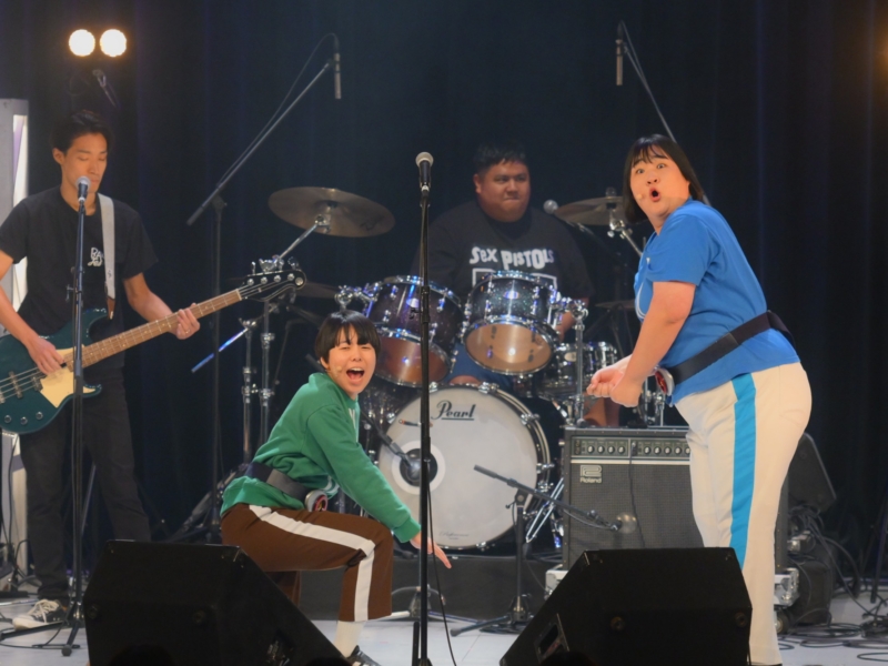 爆ノ介の『爆音』5年ぶり復活に“こぶし突き上げて”熱狂! 「次回は事務所の垣根を超えて歌ネタ芸人に…」【マンゲキPremium Live第11弾】