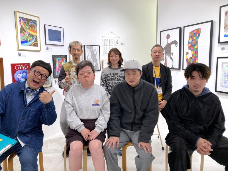 芸人アーティストのたいぞうが障がい者アートのグループ展「感覚に触発されて、新しい自分を発見できました」