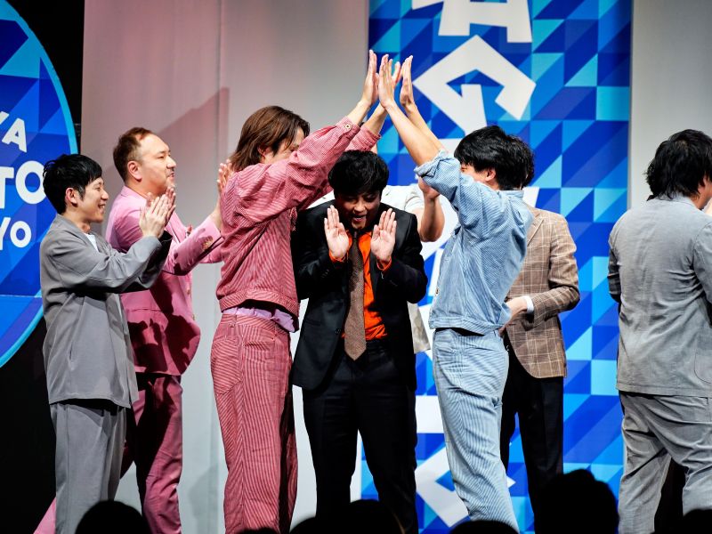 西の強豪・ダブルヒガシチームが3勝目一番乗り！ ツートライブたかのりは負けを認めて「託します！」【関西よしもと漫才リーグ第9戦】