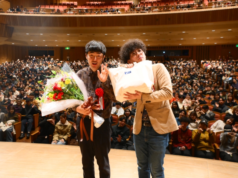 M-1王者たくろうが「KSD」に錦! 赤木の母校・京都産業大学で顕彰式「怒ってないのがわかってよかった」