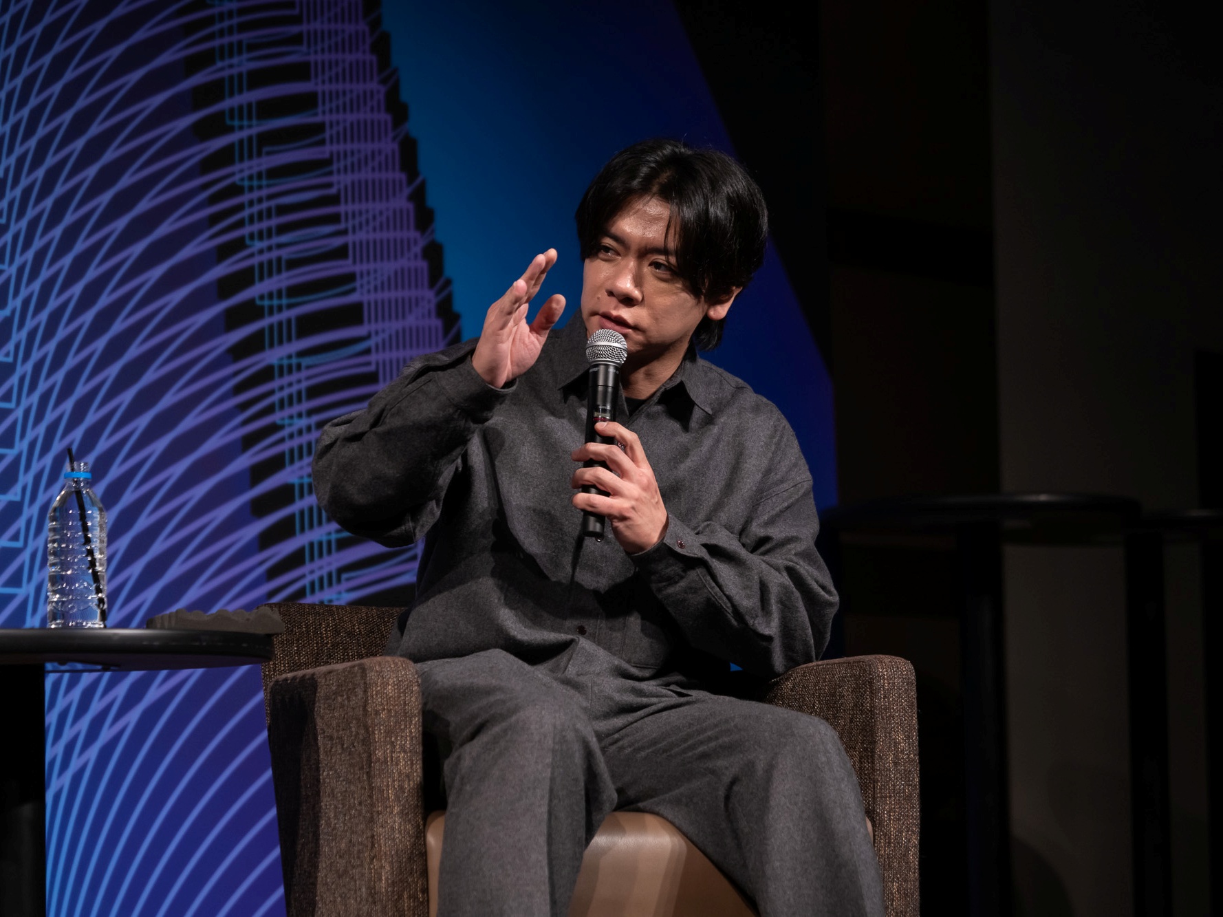 野田クリスタルが“2045年のエンタメ”大予測! AIプラットフォーム『無限