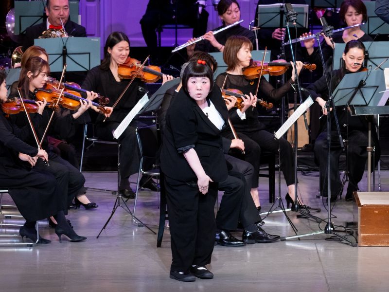 吉本新喜劇の笑いと大阪交響楽団の音楽が融合! 宇都宮まきが指揮者デビュー＆川畑泰史は2年連続でオーケストラをバックに大熱唱!?