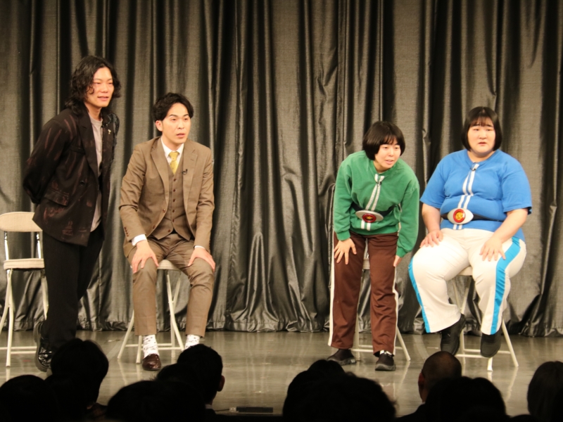 よしもとアカデミー入学式に470人の新入生が! 9番街レトロ＆ヨネダ2000がエール「一緒にお笑い界をひき肉にしましょう!」