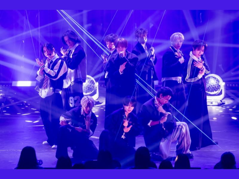 INI、収録曲「OURS」を初披露! 8TH SINGLEリリース記念イベントを開催