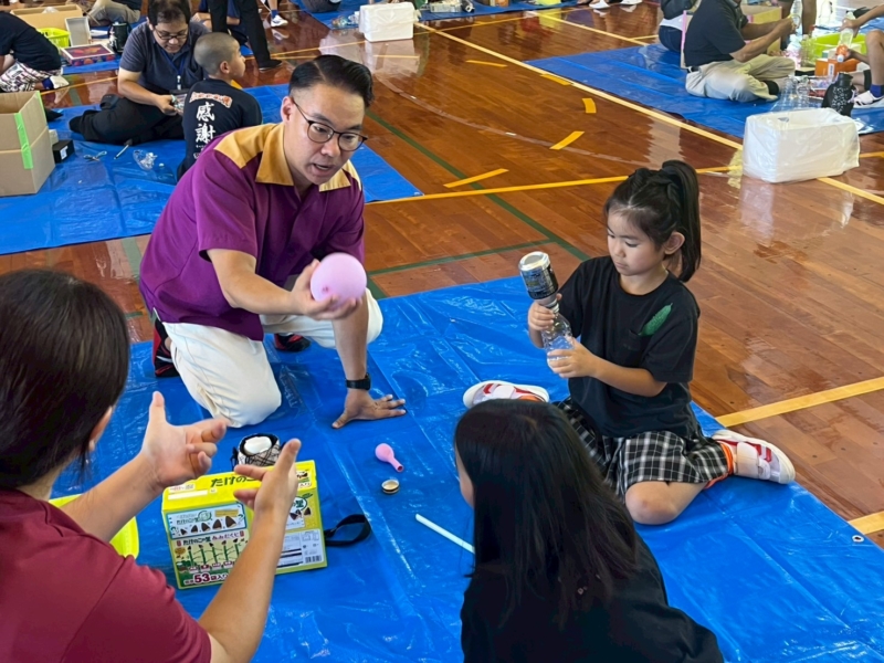 沖縄・今帰仁で地域をつなぐ『でぃーわーちゃーちなじゅんプロジェクト』始動! 子どもたちの漫才にオリオンリーグ玉代勢「相方よりうまい」