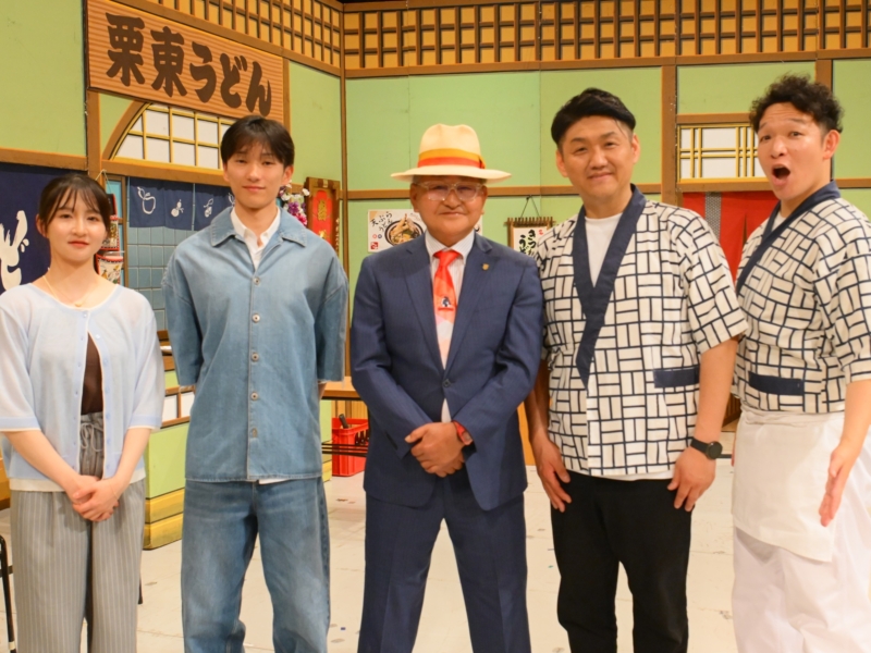 坂井騎手の“乳首ドリル”に矢作調教師「うまかった」! 競馬界のレジェンドが吉本新喜劇に降臨