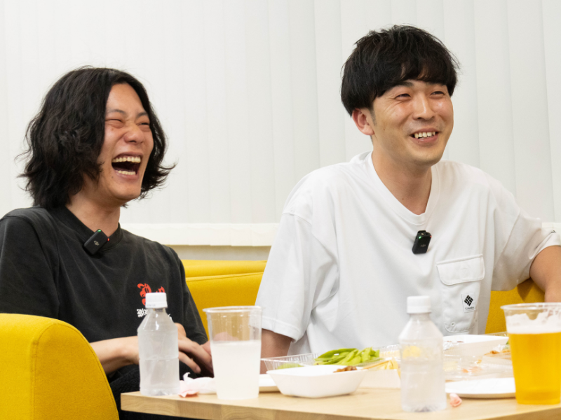 9番街レトロが登場! サイン入りTシャツのプレゼントキャンペーンも実施! JOOKEY for dバリューパス「酒と話と徳井と芸人」