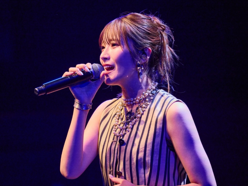 小嶋花梨が“卒業後初”ワンマンライブで10曲熱唱! 「やっぱりステージに立ってるこの瞬間が好き」
