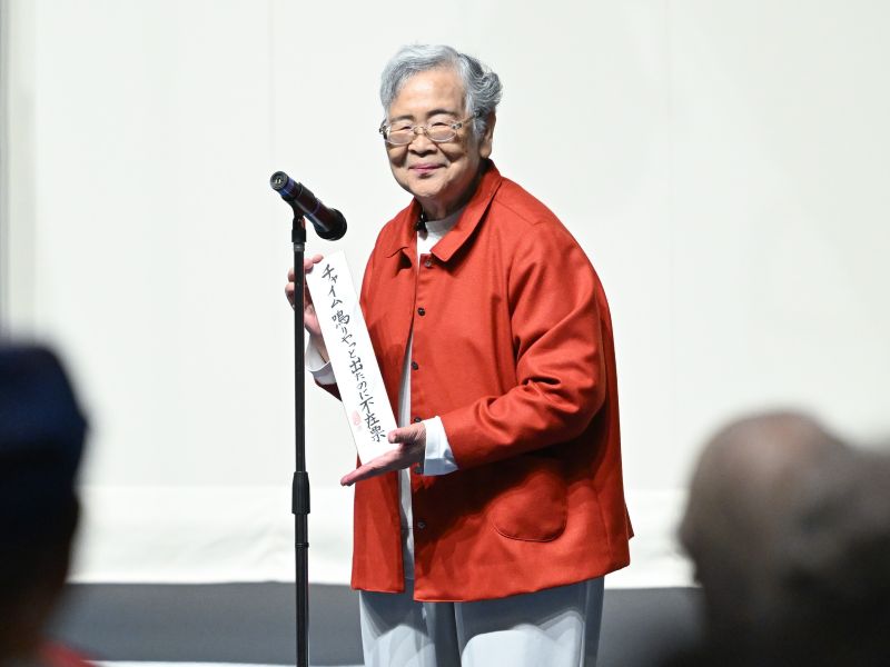 慶應義塾大学×川崎市の「健康長寿」新プロジェクト始動! “79歳の若手ピン芸人”おばあちゃんが市民講座で「健康長寿の秘訣は“好きなことをする”」