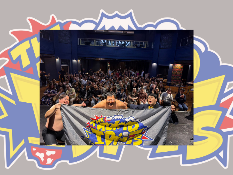 THE TOKYO IDIOTSが世界最大の芸術祭で大爆笑を巻き起こす! 全4公演が大盛況のうちに閉幕